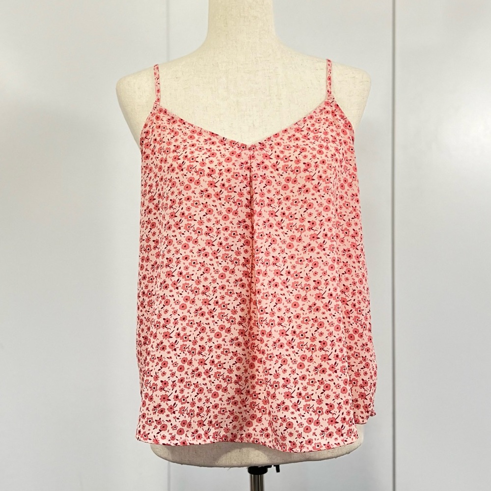 Medium pink small flower print tank top